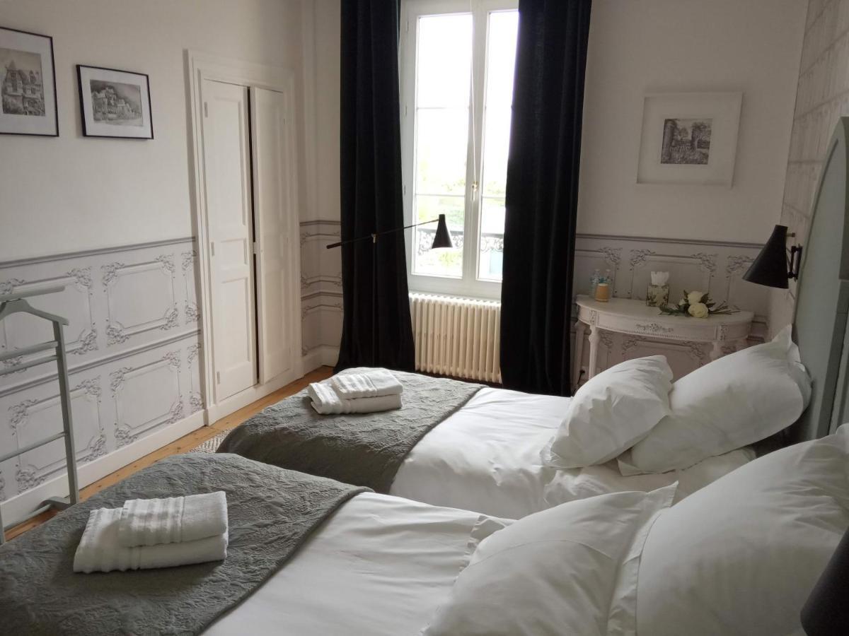 Bed and Breakfast Les Mariesis Osmanville Екстер'єр фото