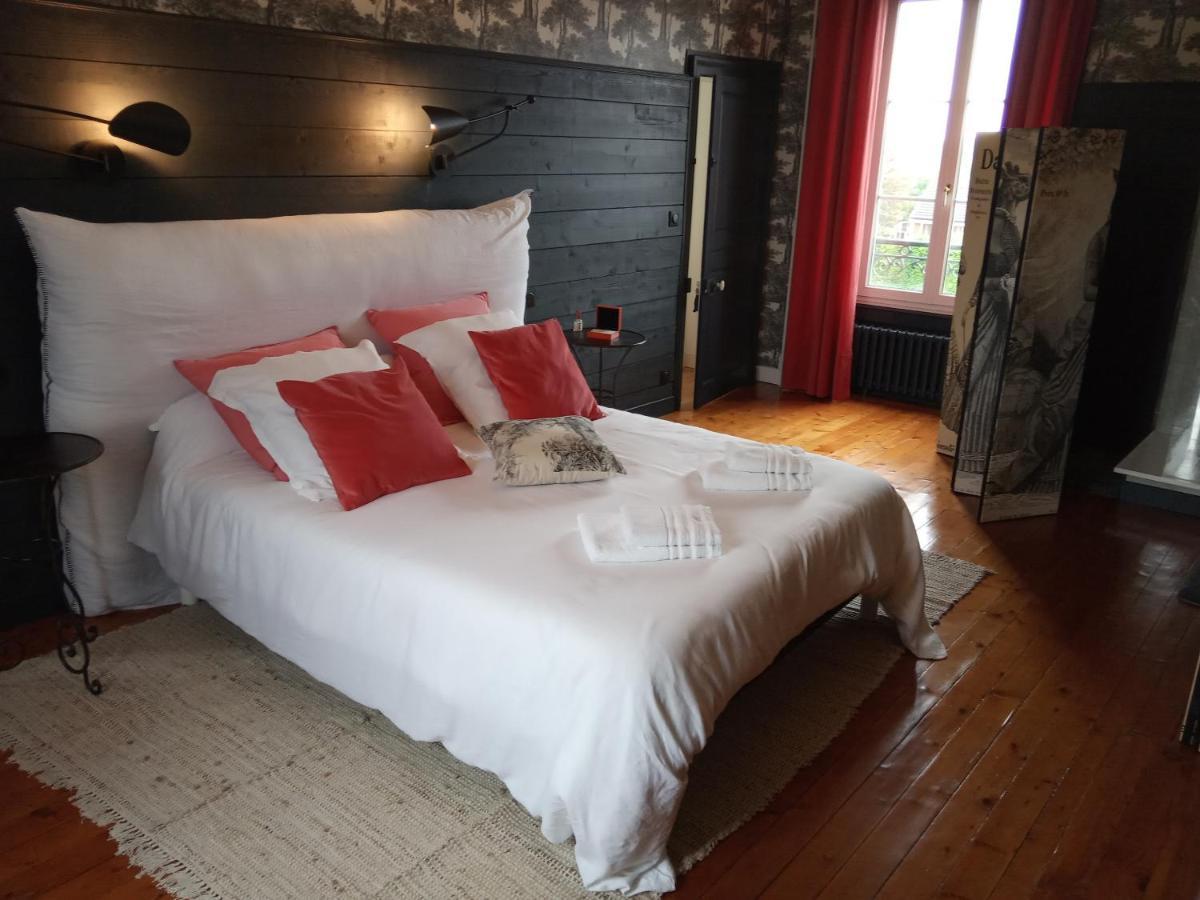 Bed and Breakfast Les Mariesis Osmanville Екстер'єр фото