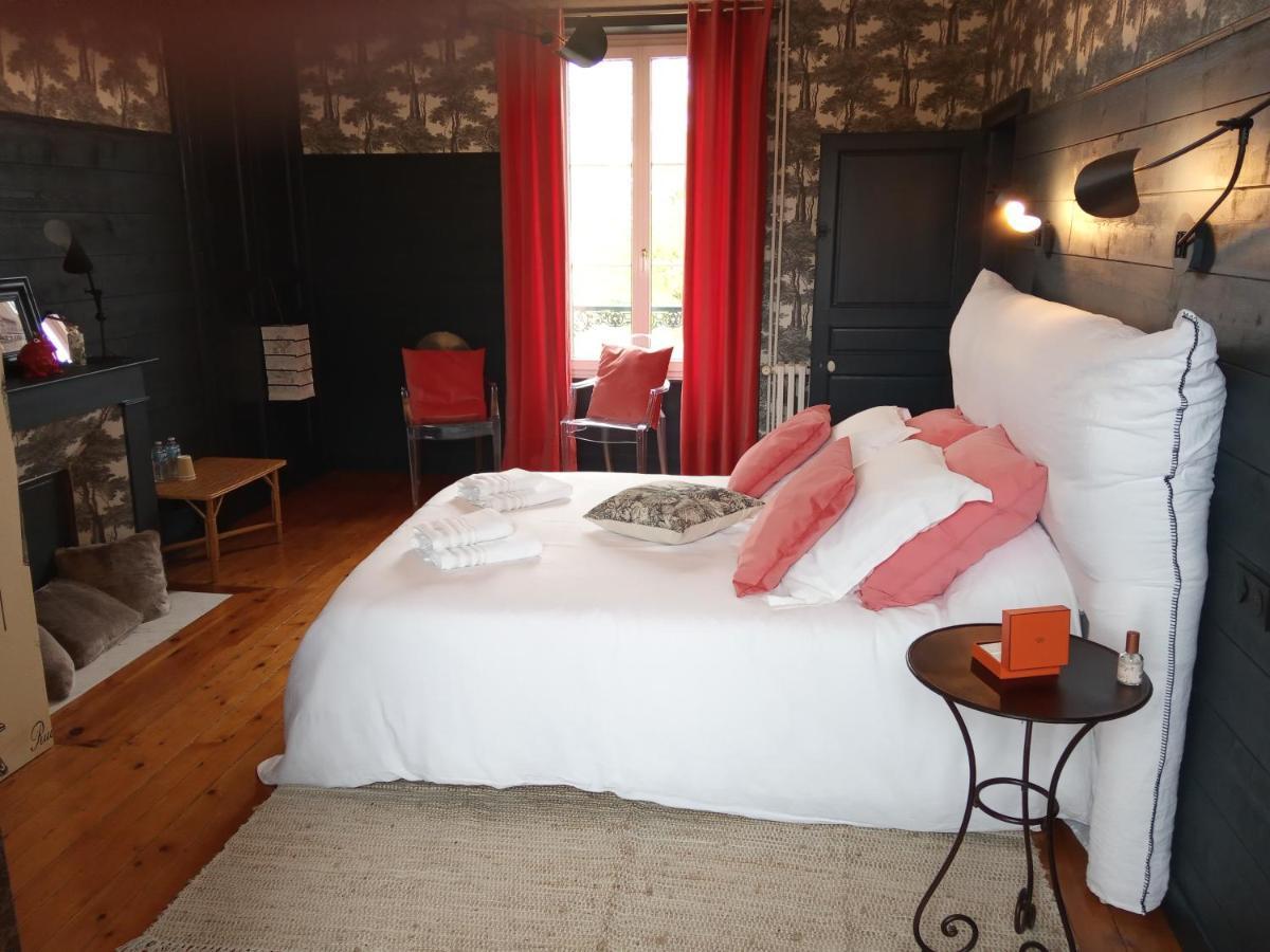 Bed and Breakfast Les Mariesis Osmanville Екстер'єр фото